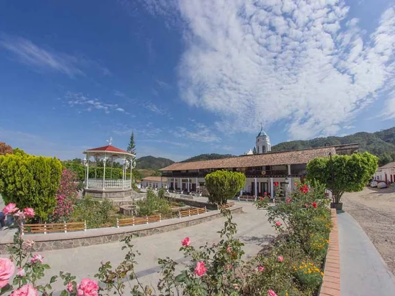 Town square and bandstand in San Sebastián del Oeste